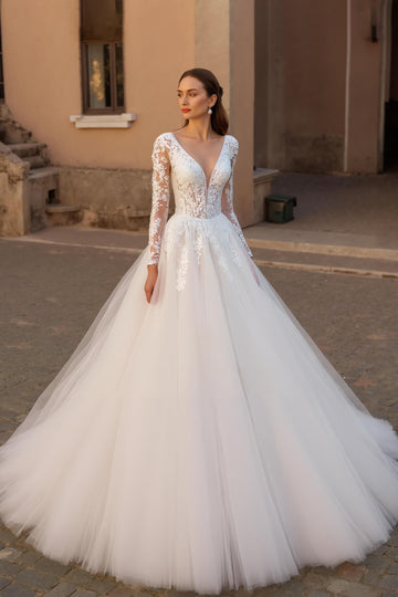 Court Train Ivory A-Line Long sleeve V-Neck Appliqued Wedding Dress